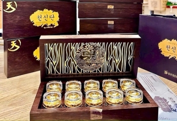 An Cung Ngưu Trần Hương Thiên Sâm Xạ Hương Cheonsindan Hàn Quốc Hộp 10 Viên